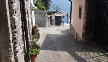 Como Lake nearby - il lago è vicino - Foto 3