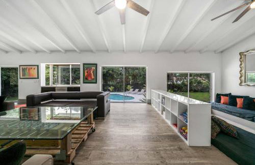 New Villa Jungle Paradise Heated Pool BBQ Soccer - Foto 8