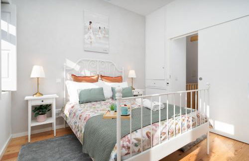 Host Wise - Elegant Colorful House w Private Terrace - Foto 2