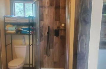 Waterfront Treehouse in a Magical Forest - Foto 11