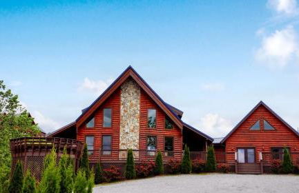 Sublime Vacation Rental for Unforgettable Family or Group Vacations in Dobson, North Carolina - Foto 1