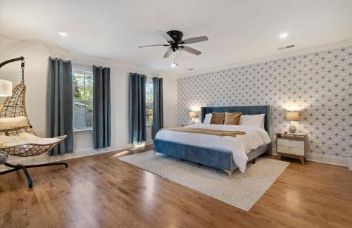 Hot Tub & Pool Table Mins to Beale Renovated - Foto 20