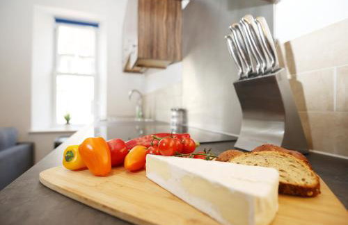 North Road By N And N Stays, perfect for contractor and corporate stays, Long Stays welcome, Free on street parking, WIFI, Near Gloucester Road - Foto 5