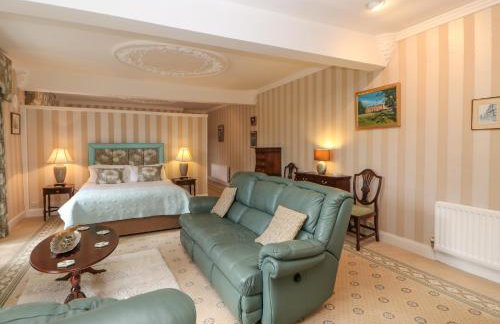 Horsley Hall - Photo 54