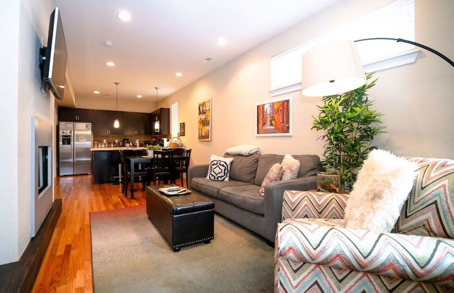 The Mile High Townhome Walk to the Stadium - Foto 1