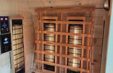 Kwietna łąka na szlaku - Foto 8