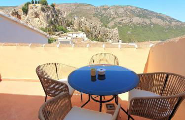 ÁTICO GUADALEST rooftop apartment with beautiful views and art - Foto 19