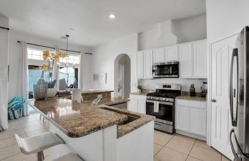 The Desert Gem Pool Spa Gated Home - Photo 21