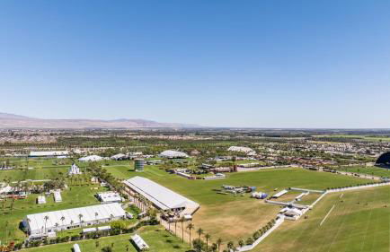 Mid-Century Desert Getaway - Foto 19