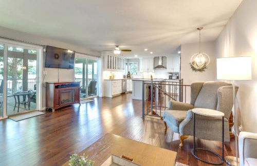 Dock and Hot Tub Lakefront Camdenton Haven! - Photo 5