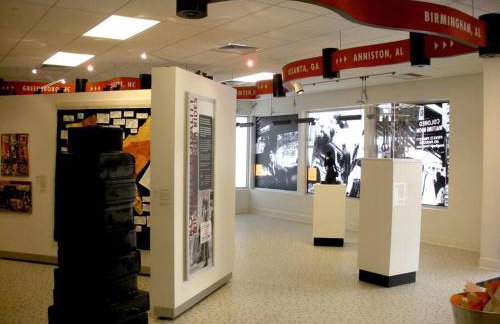 The Montgomery Manor - 5 Bedroom 4 Bath with Pool and Garage - Foto 3