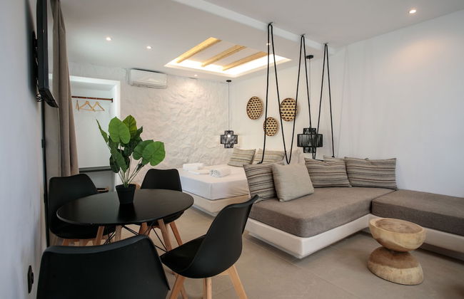 Naxos Green Village Hotel - Photo 2