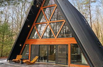 Hot Tub Sauna Spacious Backyard Luxury - Photo 17