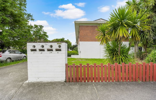 Inner City Retreat - WiFi - Netflix - Photo 42