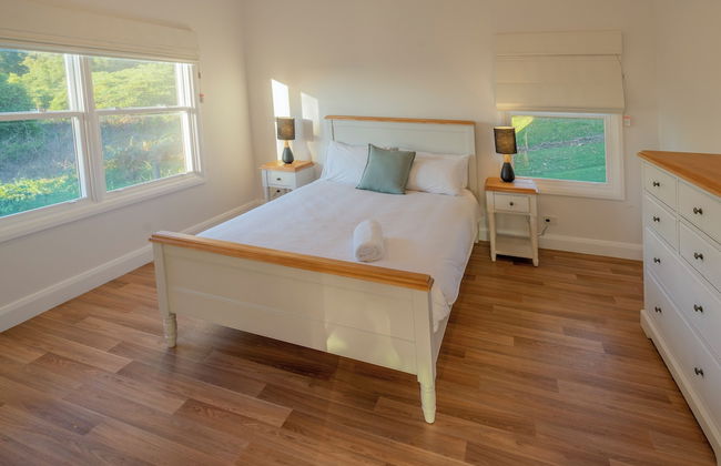 Baileys Cottage - Photo 2