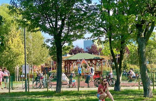 Apartment near Metro Station and Park - Foto 9