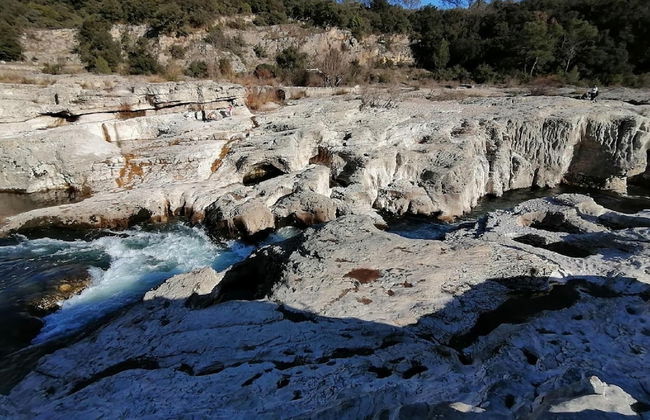 Beautiful Holiday Apartment in Uzes With Balcony - Foto 29