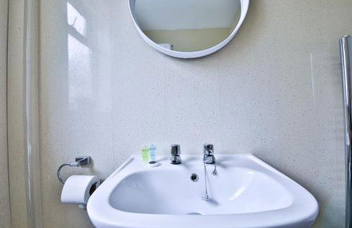 Modern 2BR Flat in Swansea Near City Centre - Foto 11