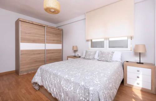 VillaCoto - Piso acogedor y amplio con Wifi a un paseo de la playa - Foto 9