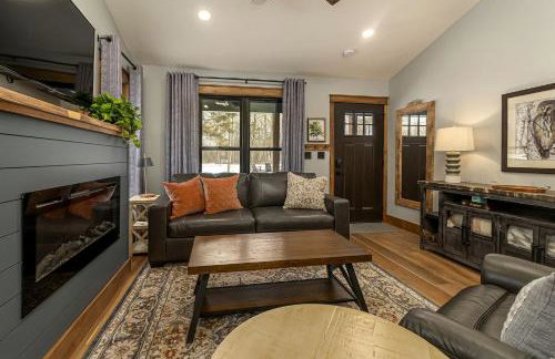 Stunning Cabin with Spa Perfect for Outdoor Sports in Carbondale, Illinois - Foto 11