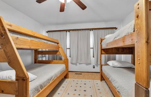 Lakefront Escape on Lake Hudson cabin - Foto 16