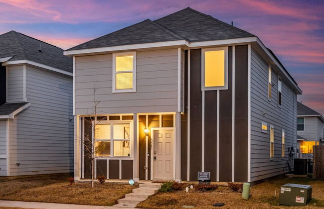 Spacious Fort Worth House Ideal for Relocations - Foto 6