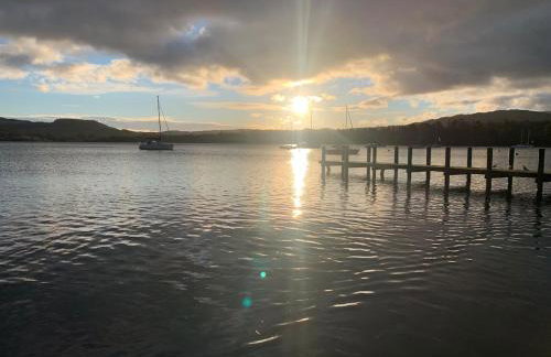 Luxury Pet Friendly 3 Bedroom Home with Copper Bath - Photo 36