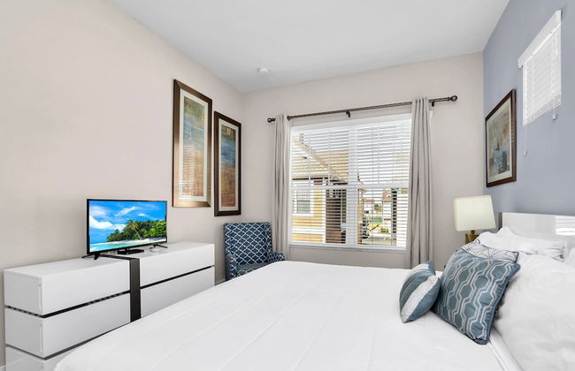 5 BR 6 BA Villa 5min Disneyworld Hot Tub BBQ - Foto 32