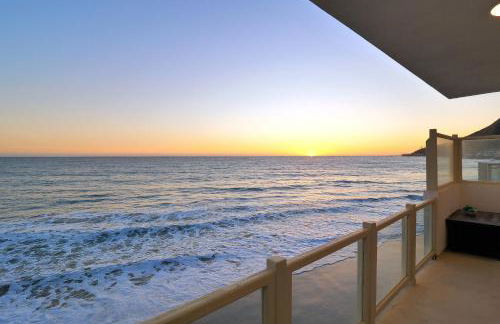 Beachfront Malibu House with Sauna and Ocean-View Deck - Foto 5