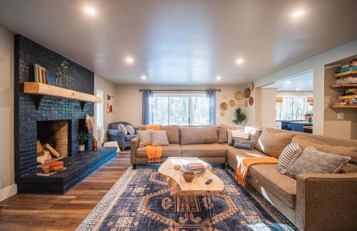 2 Houses, 22+Guests, 2 Hot Tubs, Renovated, Events Welcome! - Foto 8