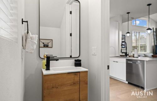 Pet Ok East ATX 2BR 2.5BA Pool, Game Room and Yard Nr Moody Ctr by Austin Vacay - Foto 43