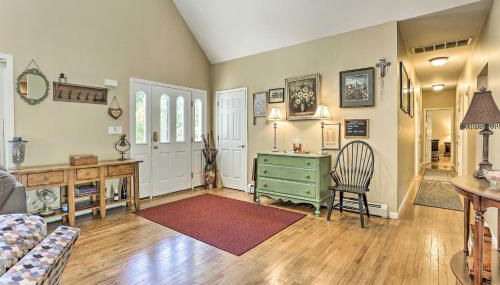 Pet-Friendly Grand Pine Bush Retreat on 2 Acres! - Foto 4