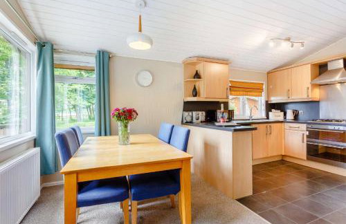 Kingham Lodge - Photo 4