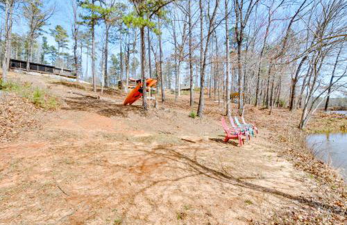 Waterfront Seneca Cabin about 4 Mi to Boat Launch! - Foto 27