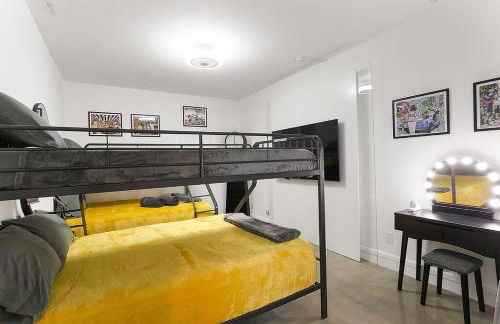 Luxury Mansion, Game Room, Pool, Rooftop, Skyline, Walk to Las Olas - Foto 67