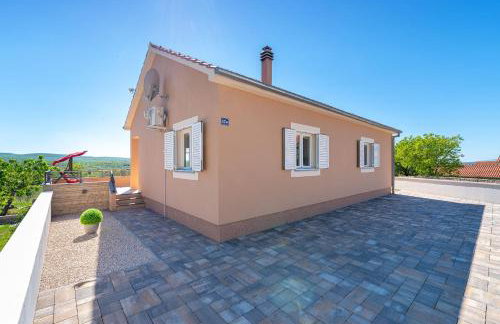 Villa Matea - heated pool, peace, view - Photo 47