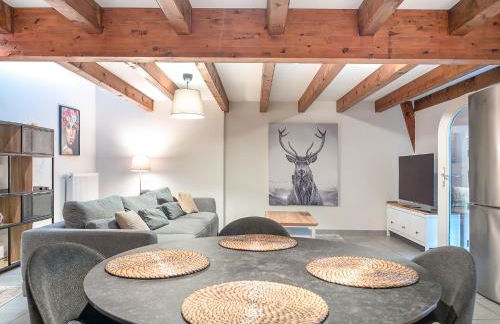 Résidence de 80 m2 avec balcon & cour alsacienne - début Route des Vins - Foto 3