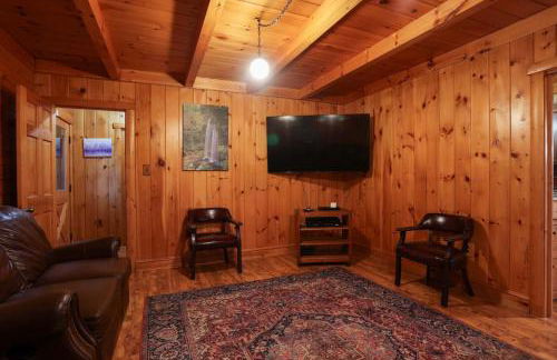 Mountain Lodge - Heated Pool 83 Degrees - Photo 23