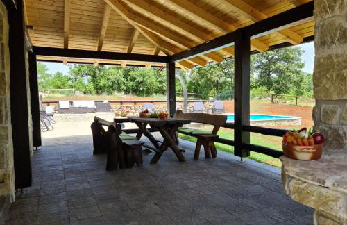 SPA HOLIDAY HOUSE REŽEK - Lovinac - Foto 11