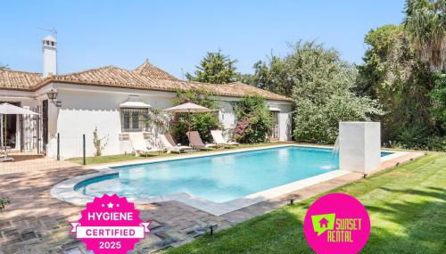 Elegant Villa with Pool & Golf Range in Sotogrande - Foto 1