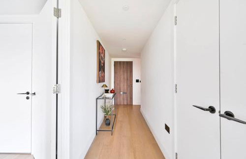 Modern Chic Flat Near Westfield Mall & Tube, Luxury & Comfy - Foto 7