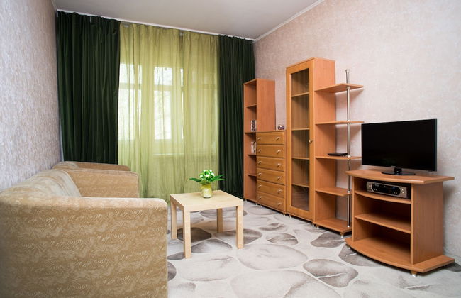 Prospekt 60 Balcony Apartment - Photo 1