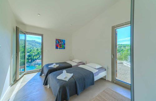 NEW Villa Pine Haven , Private Heated Pool Sleeps 8, Tranquil Retreat - Foto 25
