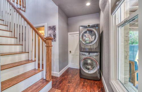 Walk to Dtwn Colorful Cañon City Home with Grill! - Foto 21