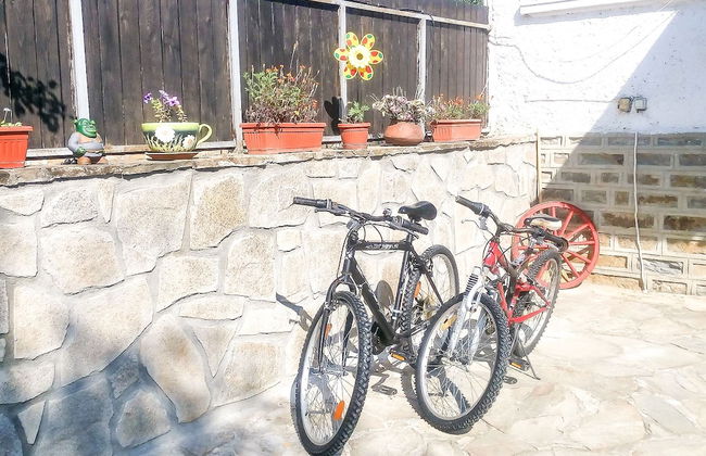 Three Bedroom House With Garden Only 10 km From Veliko Tarnovo - Photo 15