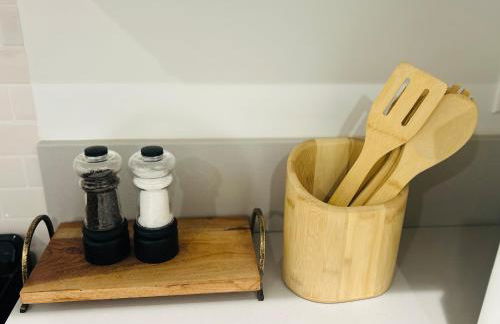 Newly Built Stylish Modern 2B In LA - Foto 22