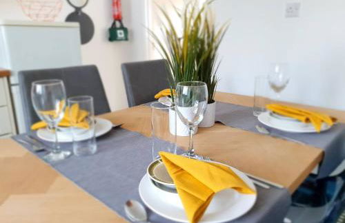 Spacious 3BR - Nr Clifton Train Station 510min walk - Garden Free Parking - Foto 20