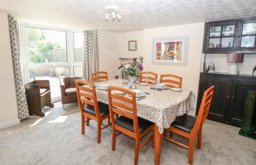 St Michaels House - Photo 9