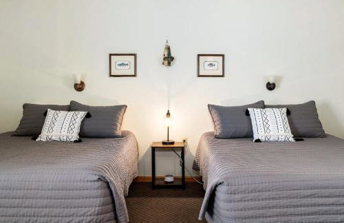 Fife Lake Lodge - Double Queen Room with Lake Access - Foto 13