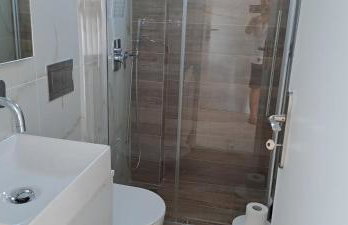 Dinas Inn - Photo 31